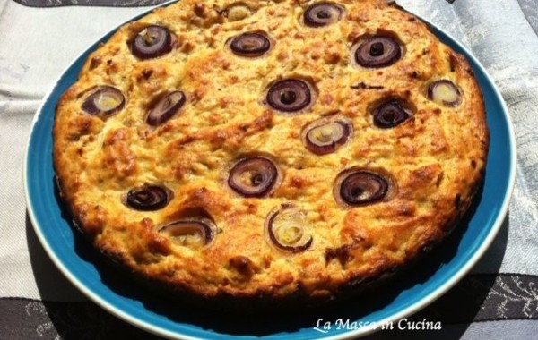 Soft Focaccia with Chili Pepper Salami and Tropea Onions