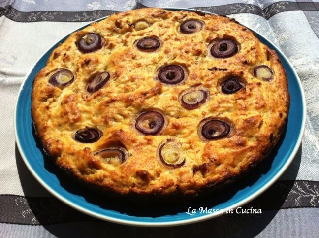 Focaccia morbida con Salame al peperoncino e Cipolle di Tropea